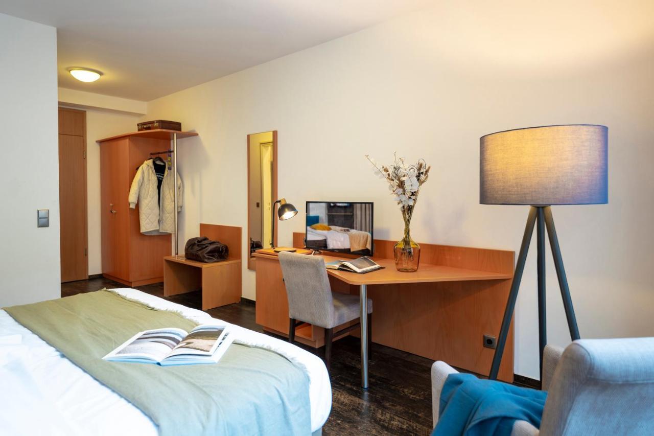 Koncept Hotel Benedikt Siegburg Eksteriør bilde